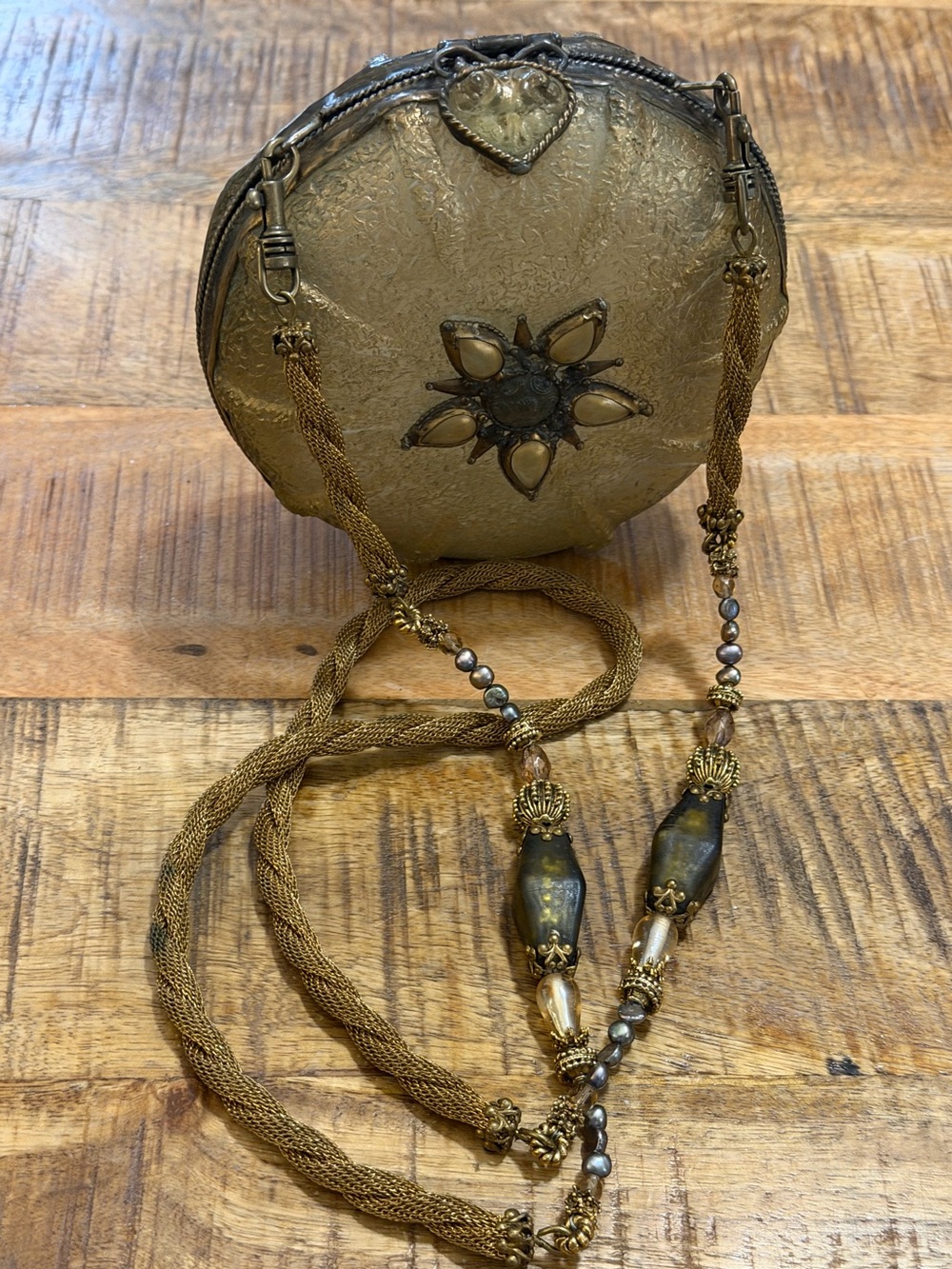 VTG Maya Evangelista Resin Hard Case Purse Beaded Chain Shoulder Crossbody NY